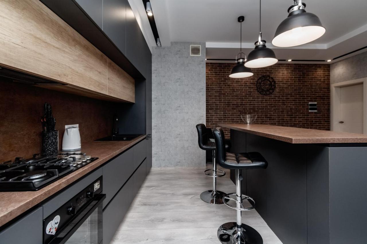 Diplomat The Best Ultra Central Apartaments คีชีเนา ภายนอก รูปภาพ