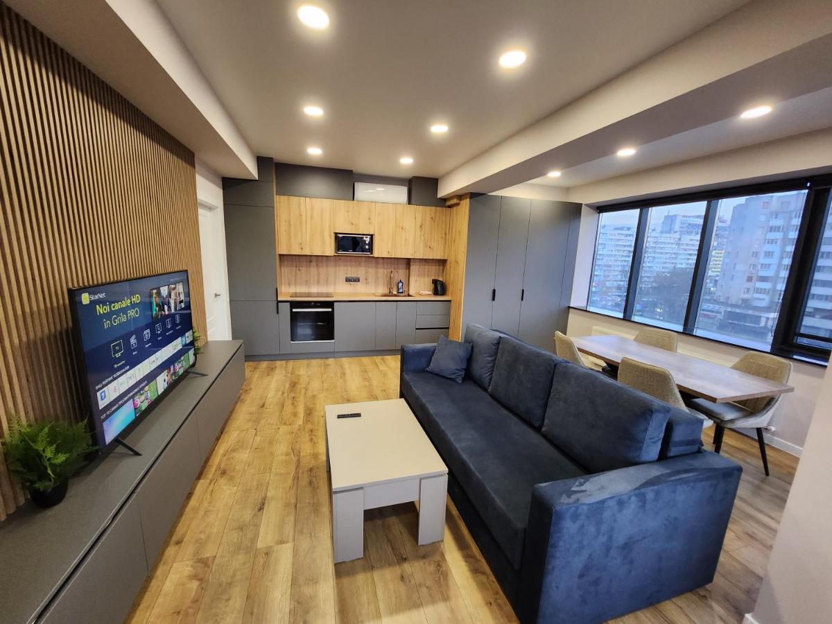Diplomat The Best Ultra Central Apartaments คีชีเนา ภายนอก รูปภาพ